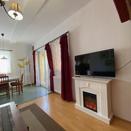 Villa Elisa Вонярцвашхедь Экстерьер фото